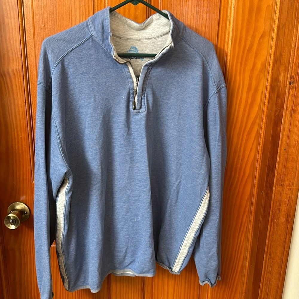Tommy Bahama crew neck quarter zip